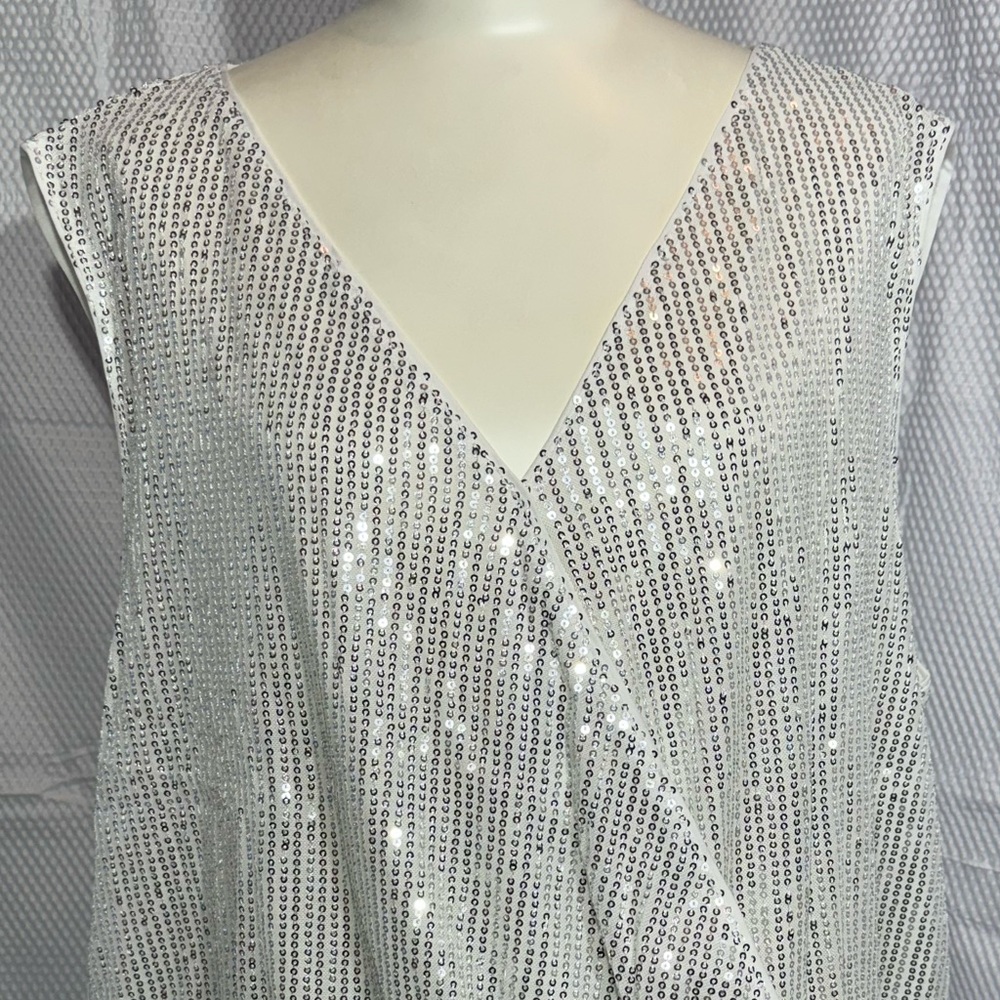 Sparkly sequins sleeveless bodysuit plus size from SHEIN